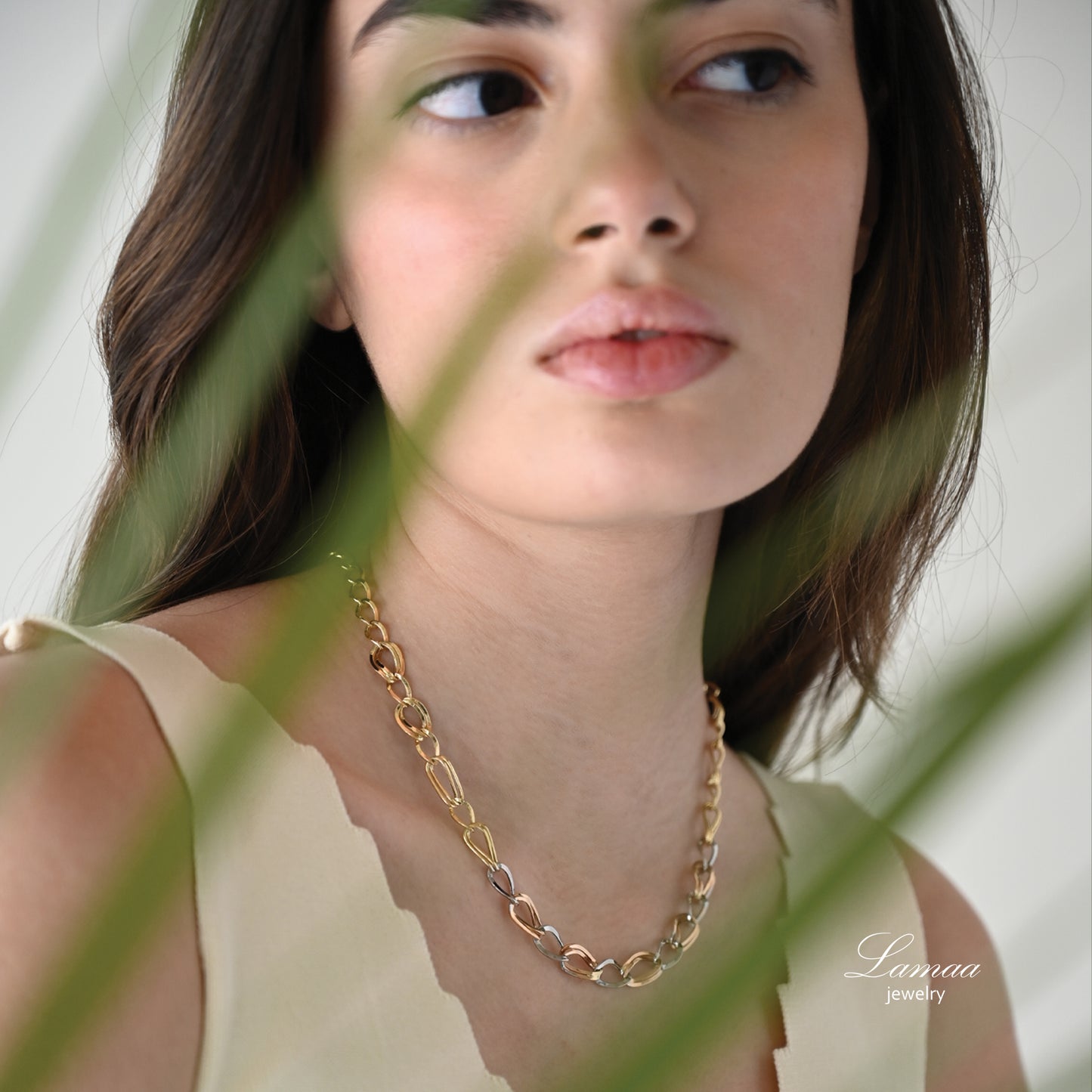 18K GOLD NECKLACE