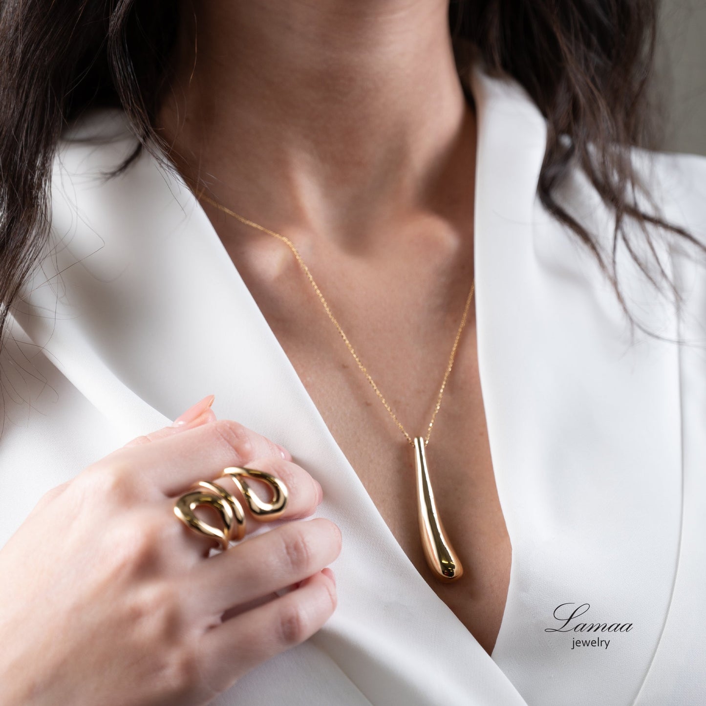 18KT GOLD NECKLACE