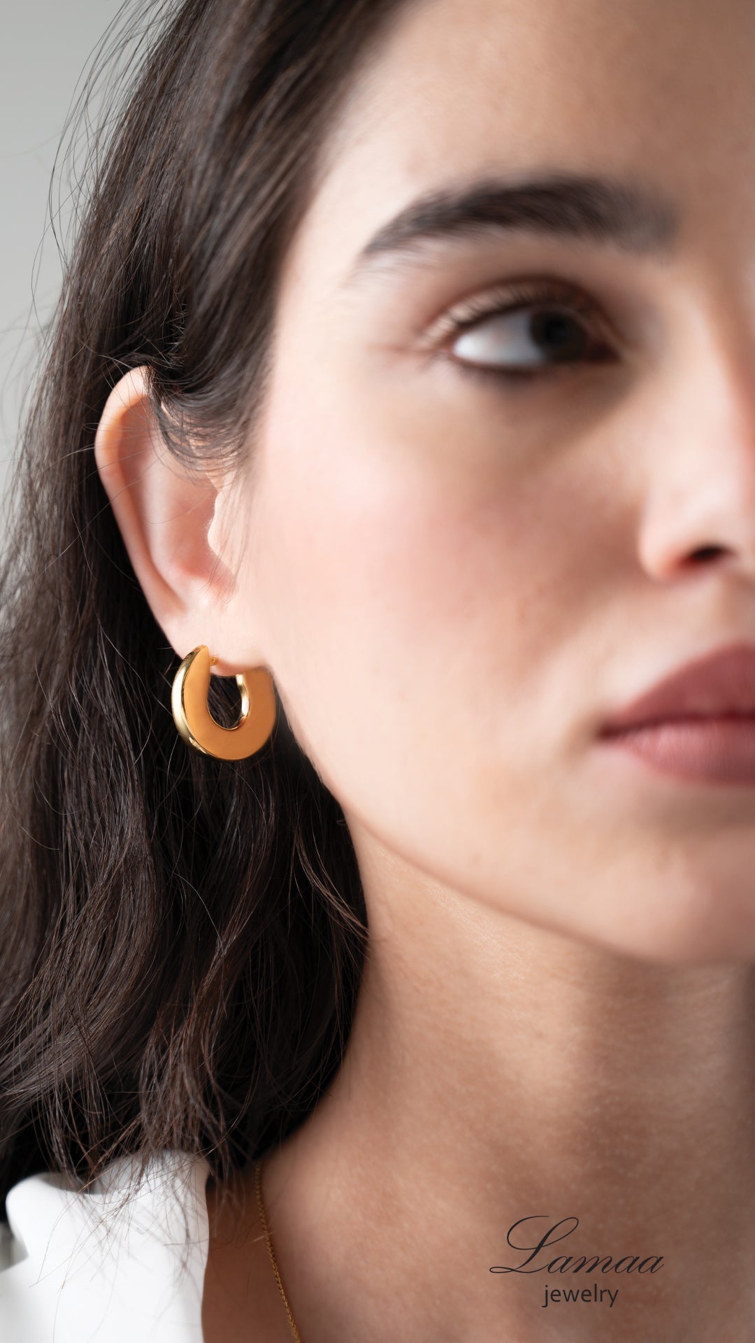 18KT GOLD EARRINGS