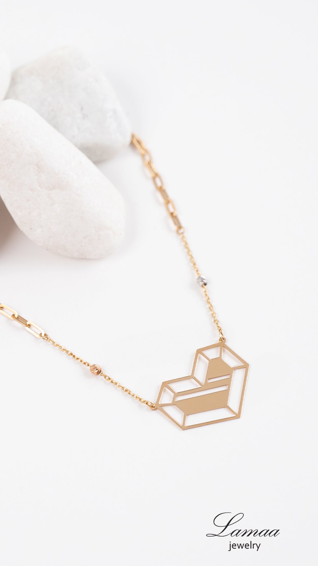 18KT GOLD NECKLACE