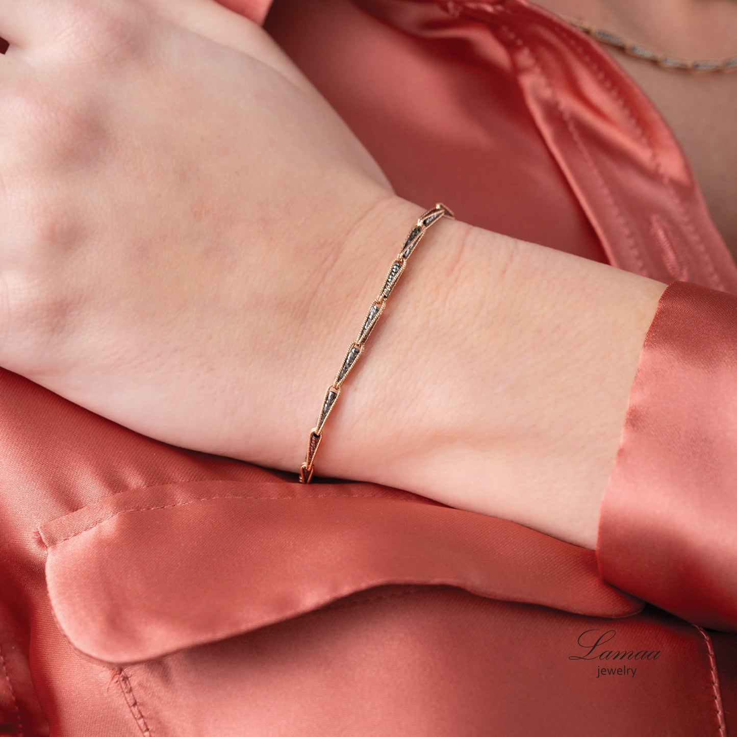 18KT GOLD BRACELET