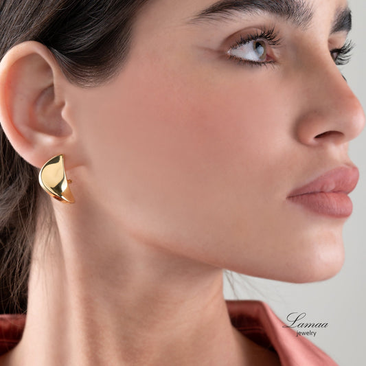 18KT GOLD EARRINGS