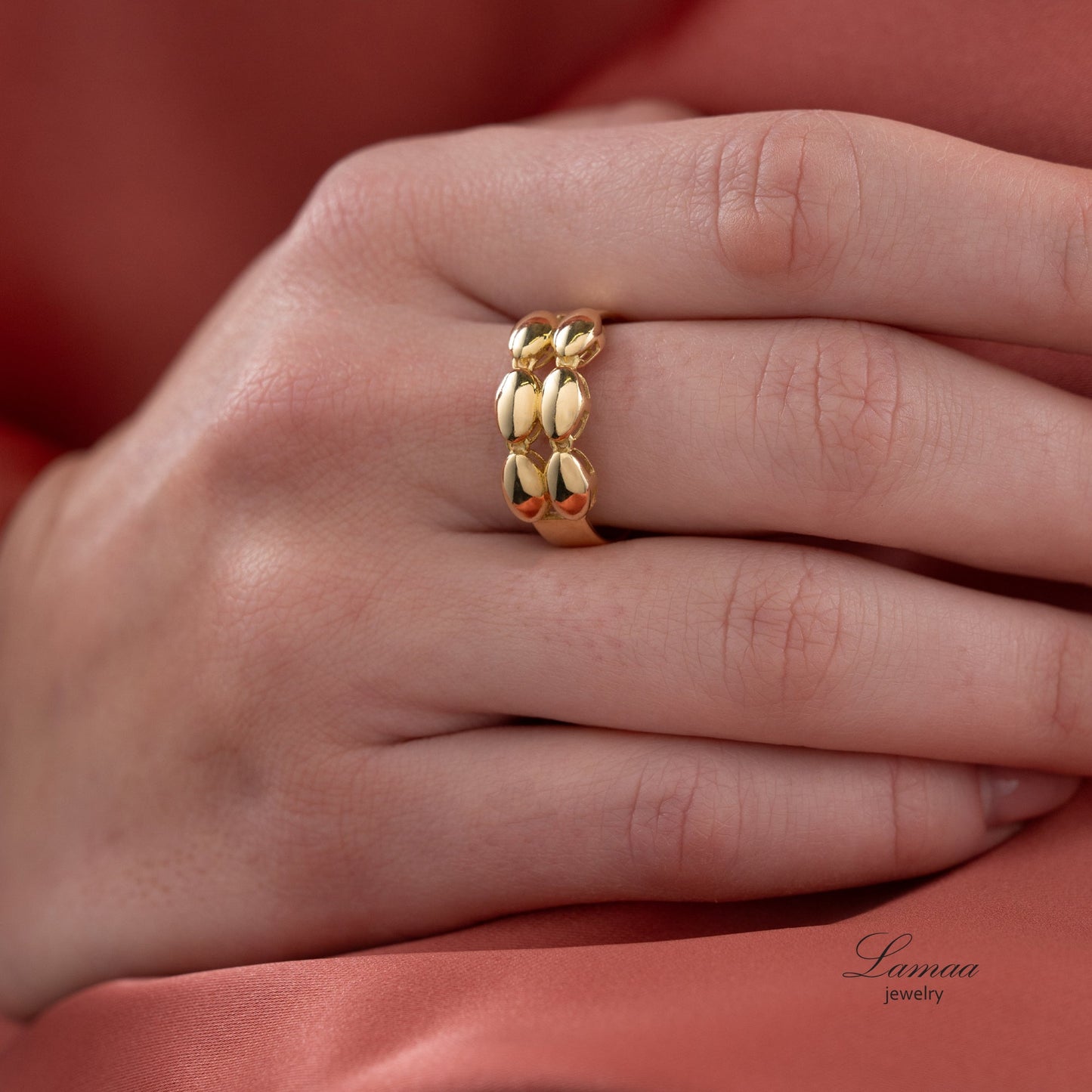 18KT GOLD RING