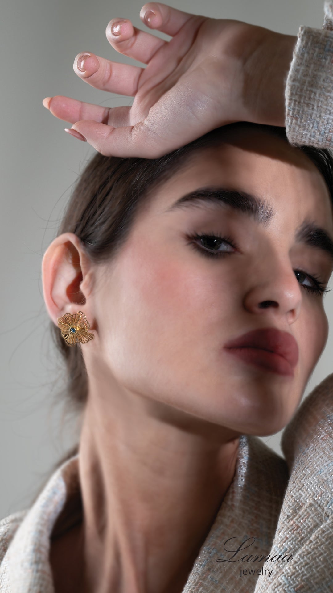18KT GOLD EARRINGS