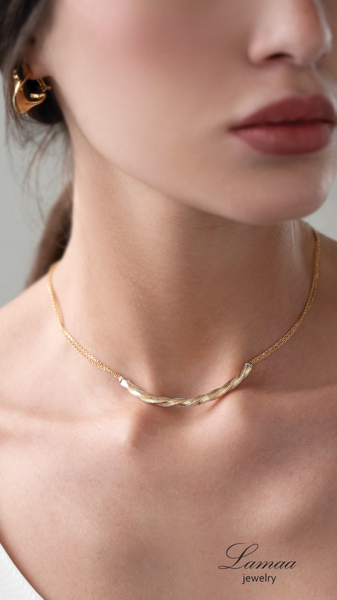 18KT GOLD NECKLACE