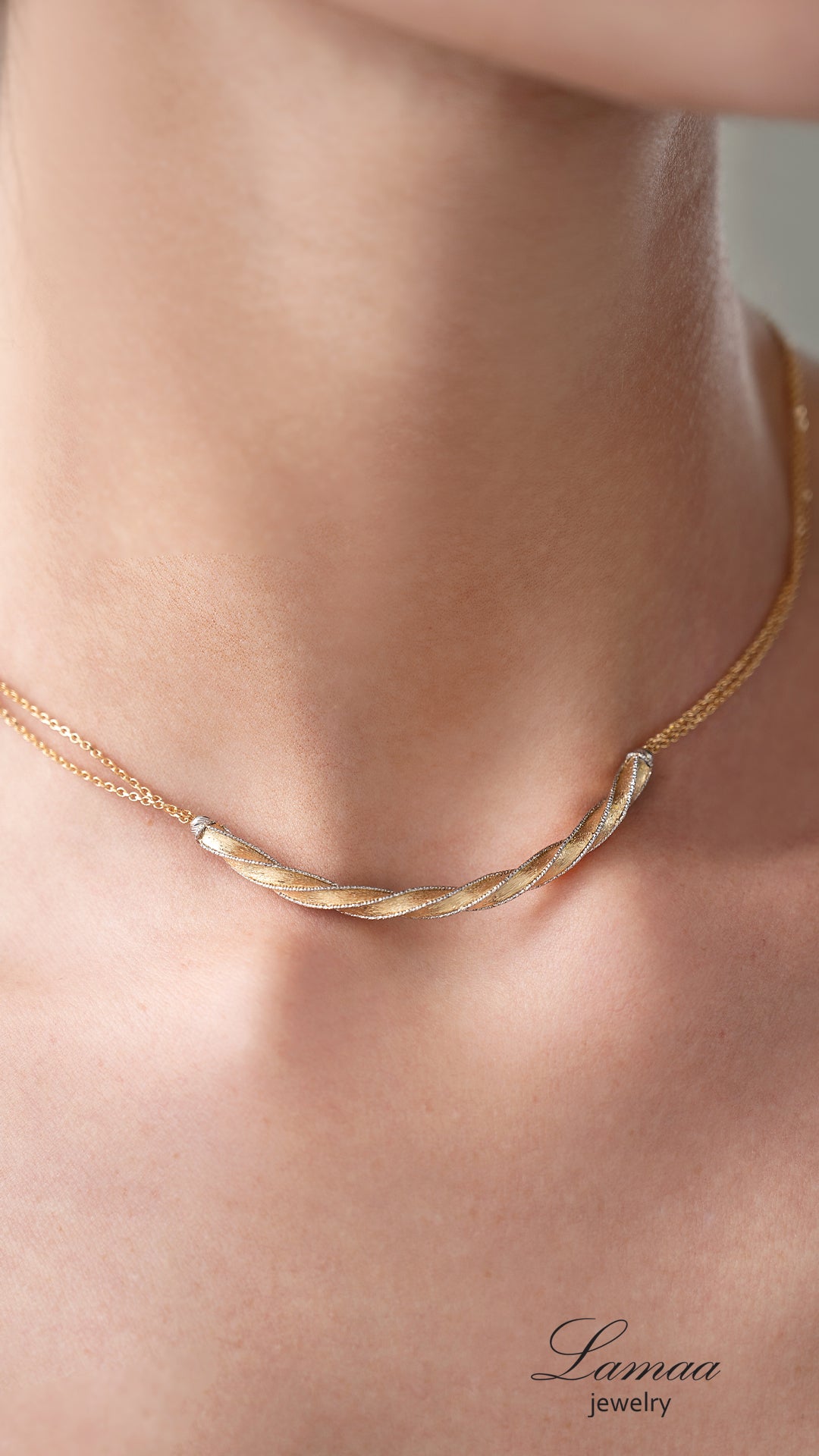 18KT GOLD NECKLACE