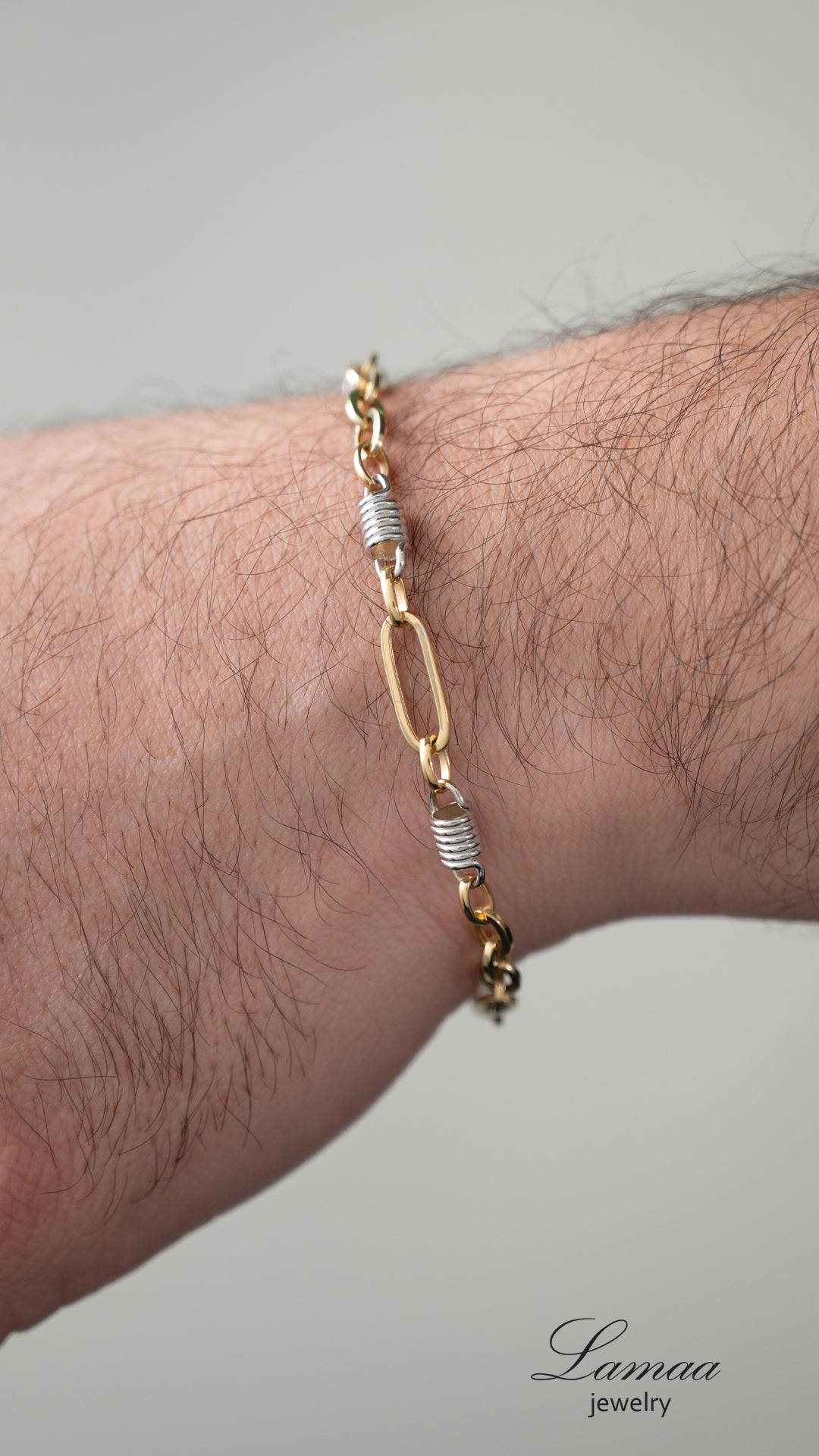 18KT GOLD BRACELET