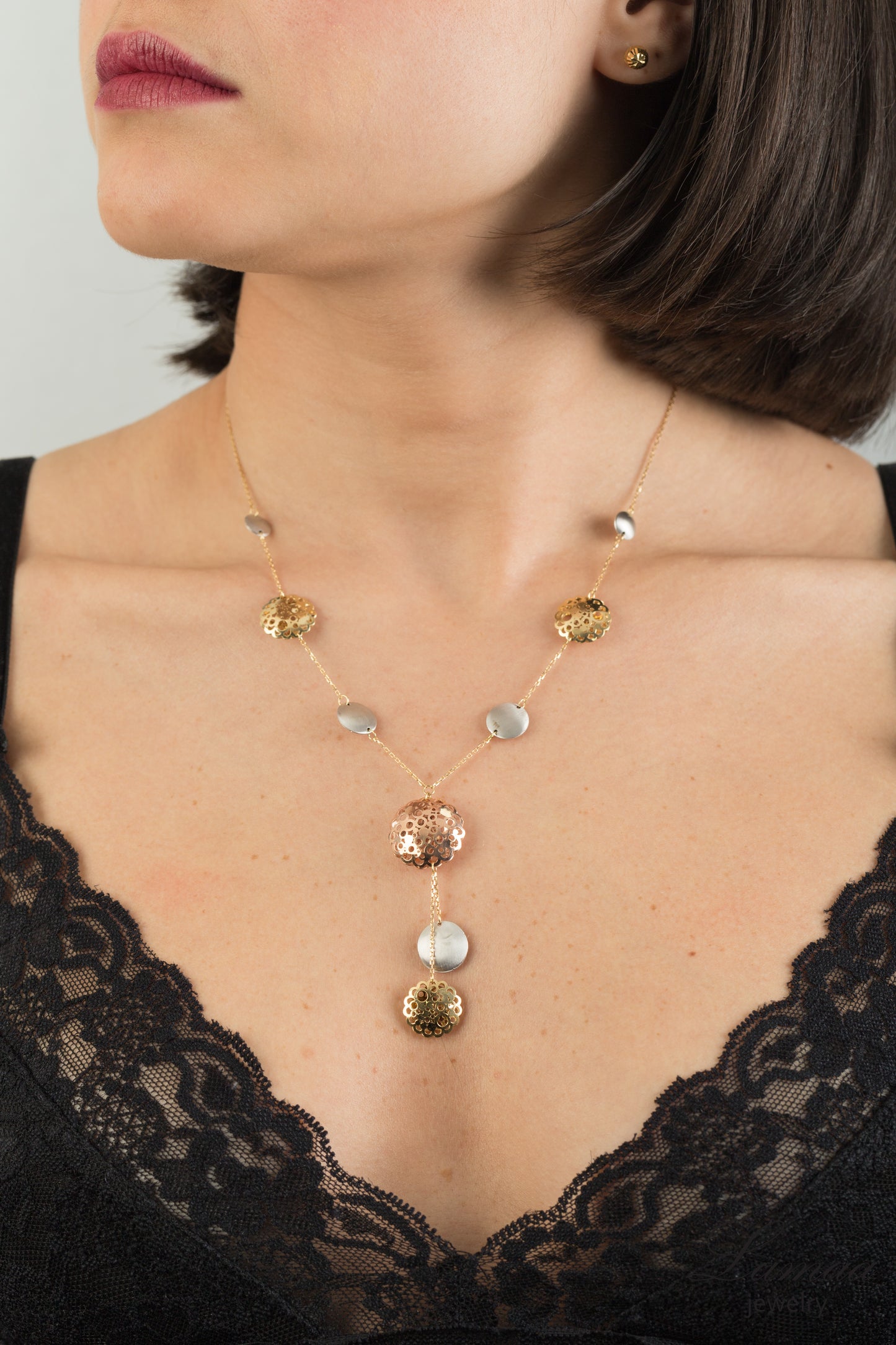 18K GOLD NECKLACE