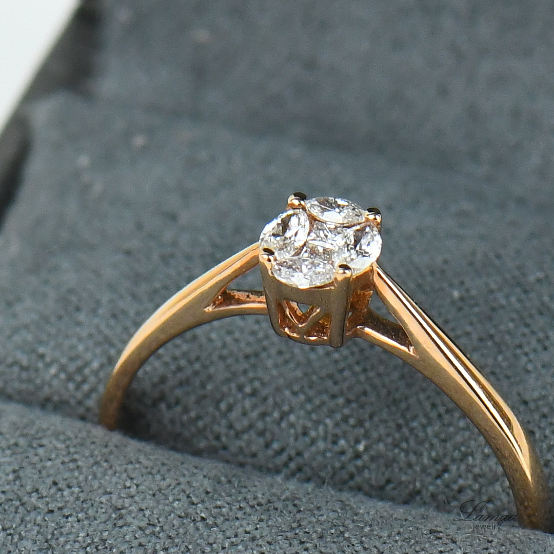 DIAMOND 18KT GOLD RING
