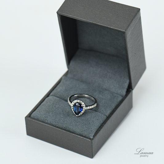 DIAMOND 18K GOLD RING