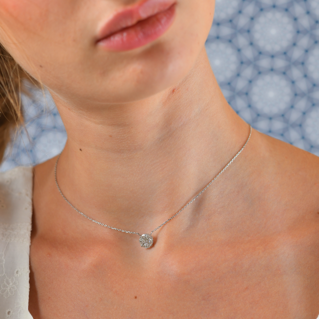 DIAMOND 18KT GOLD NECKLACE