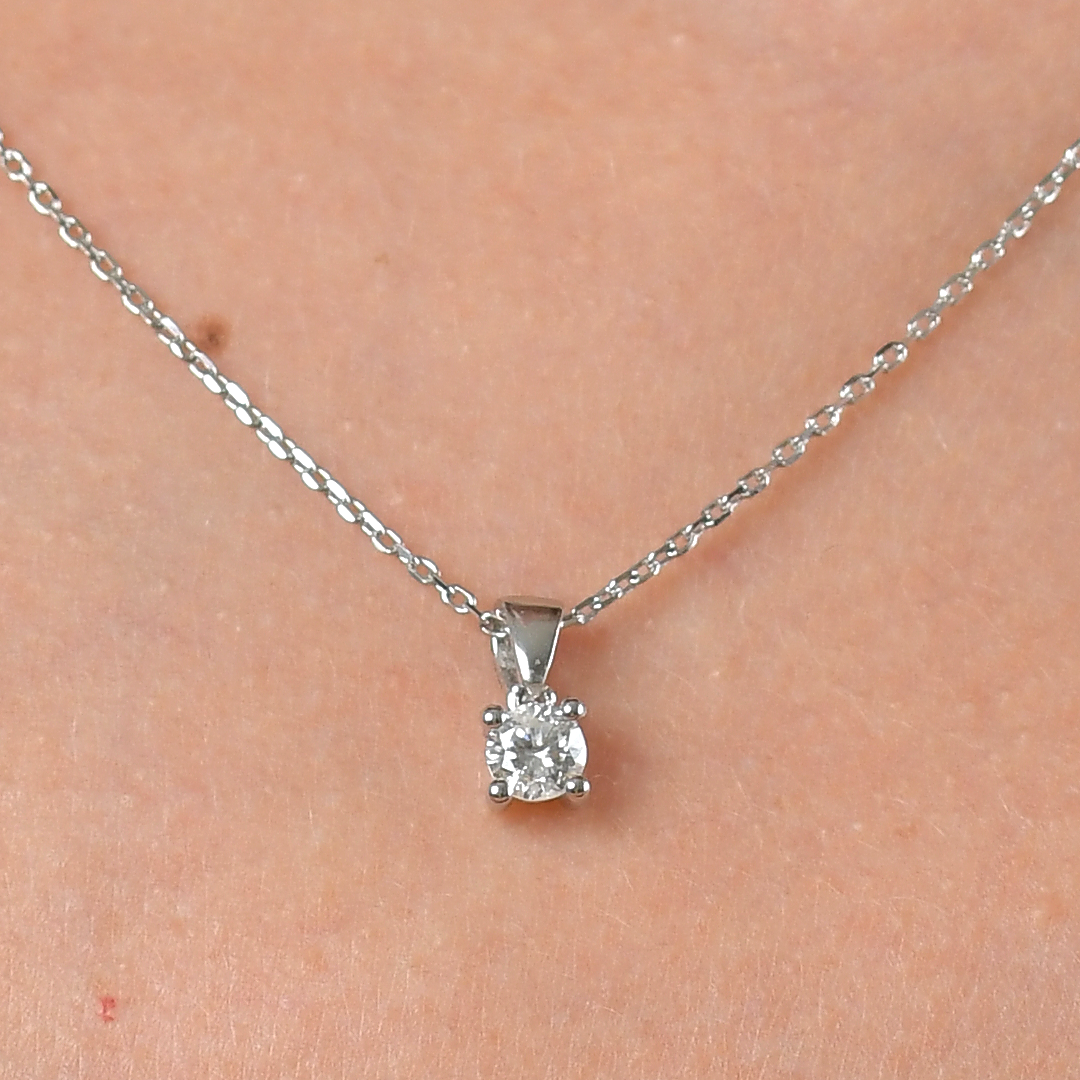 DIAMOND 18KT GOLD NECKLACE