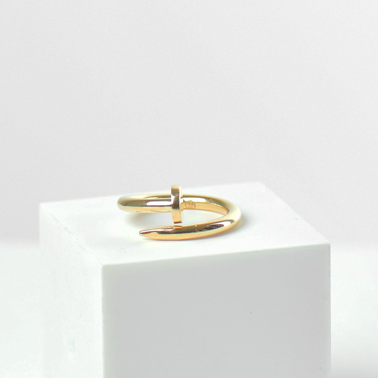 18K GOLD RING