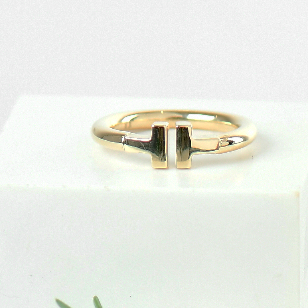 18K GOLD RING