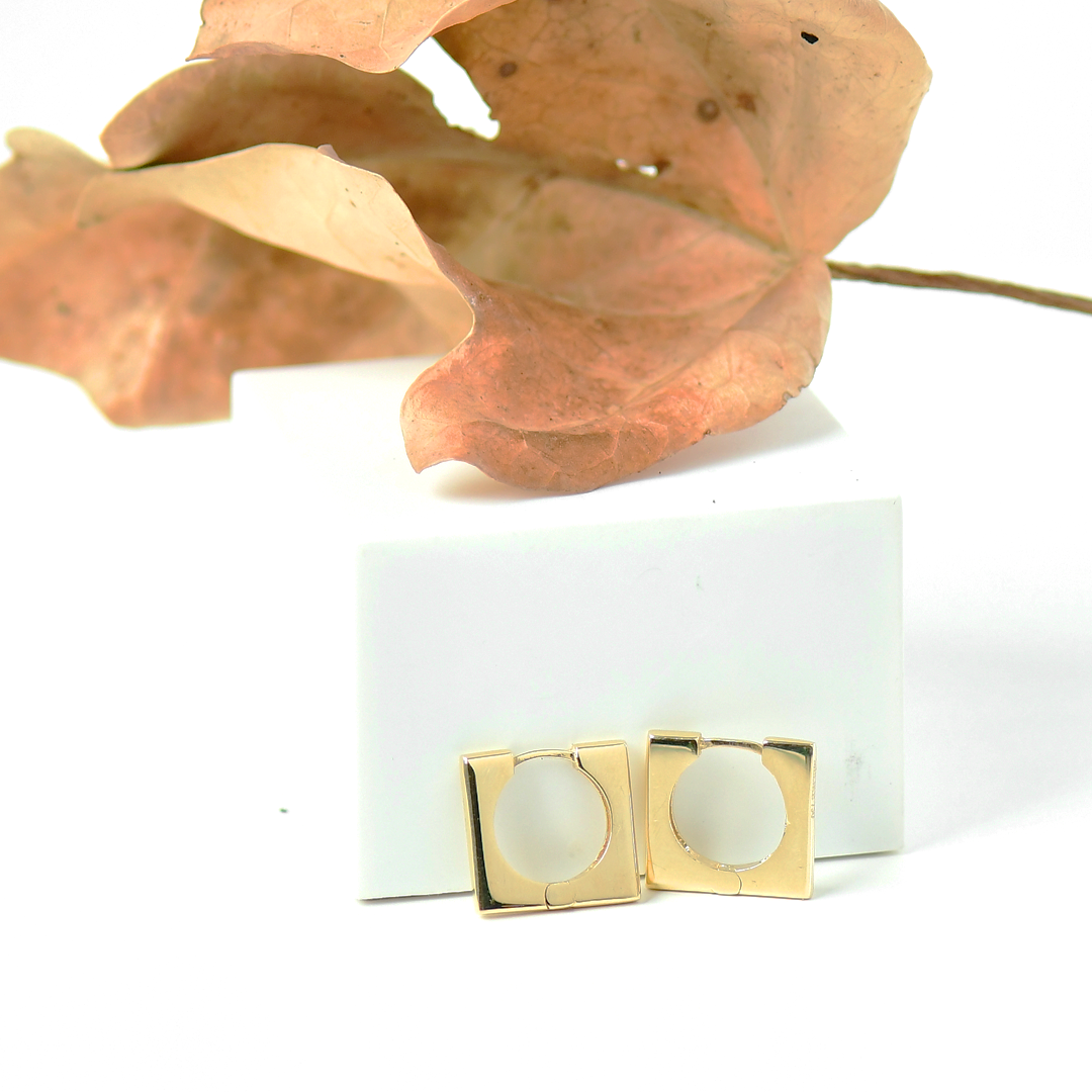 18K GOLD EARRINGS