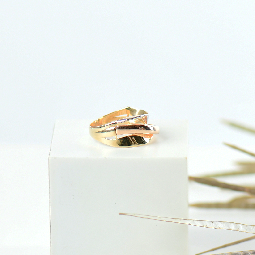18K GOLD RING