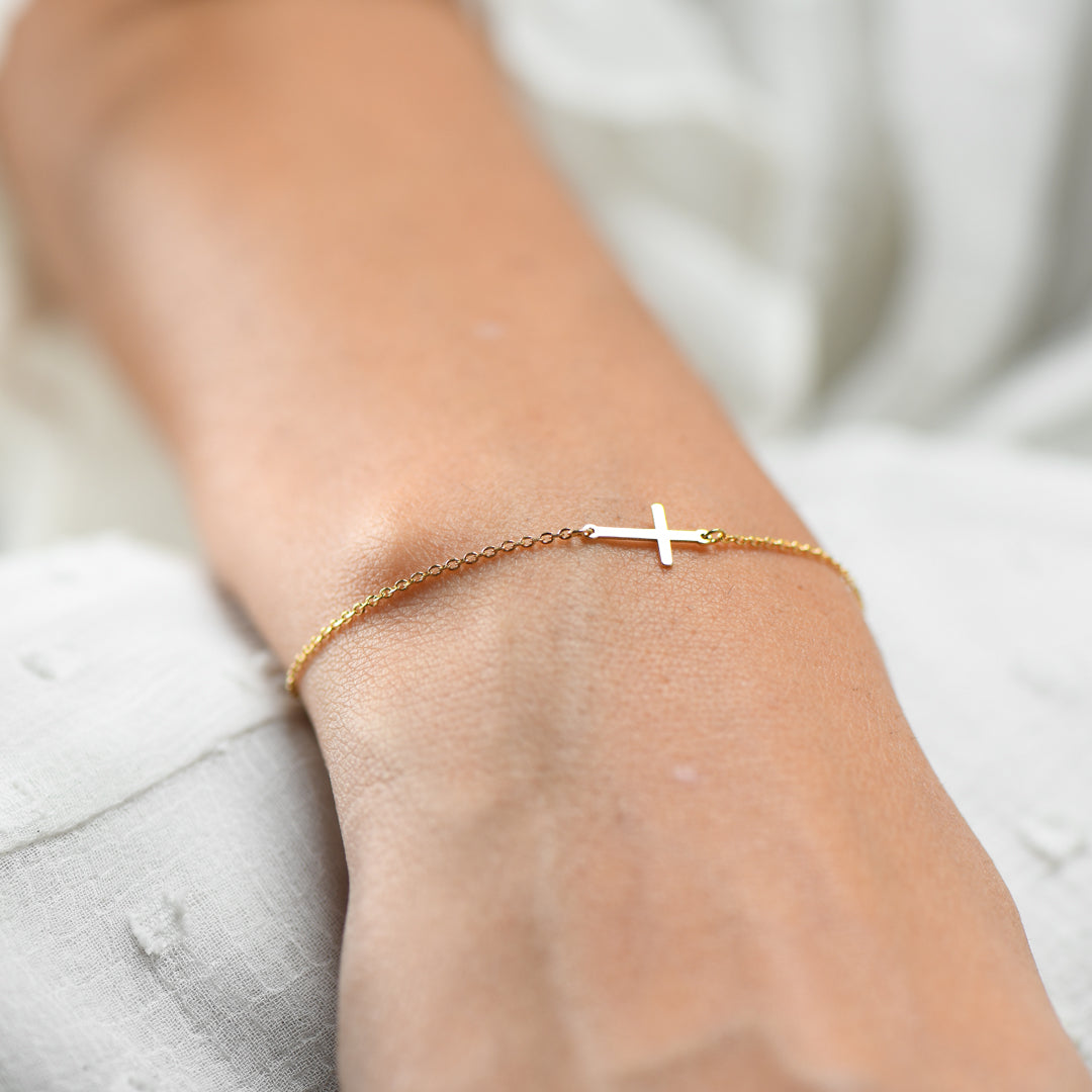 18K GOLD BRACELET
