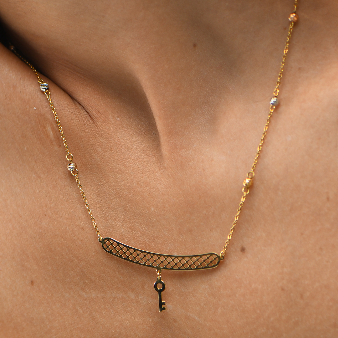 18K GOLD NECKLACE