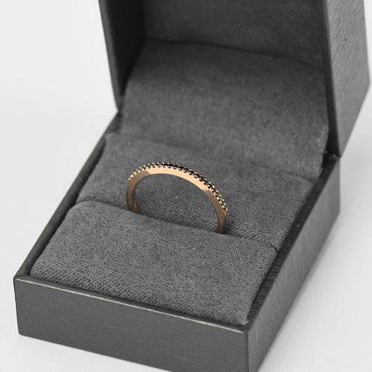 DIAMOND 18K GOLD RING