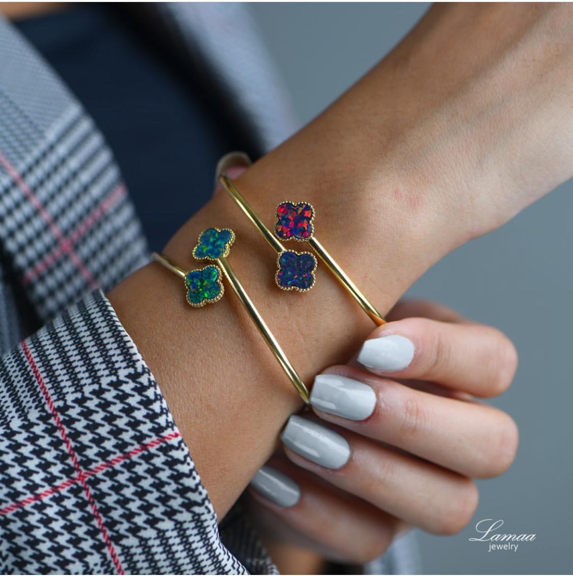 18K GOLD BANGLE
