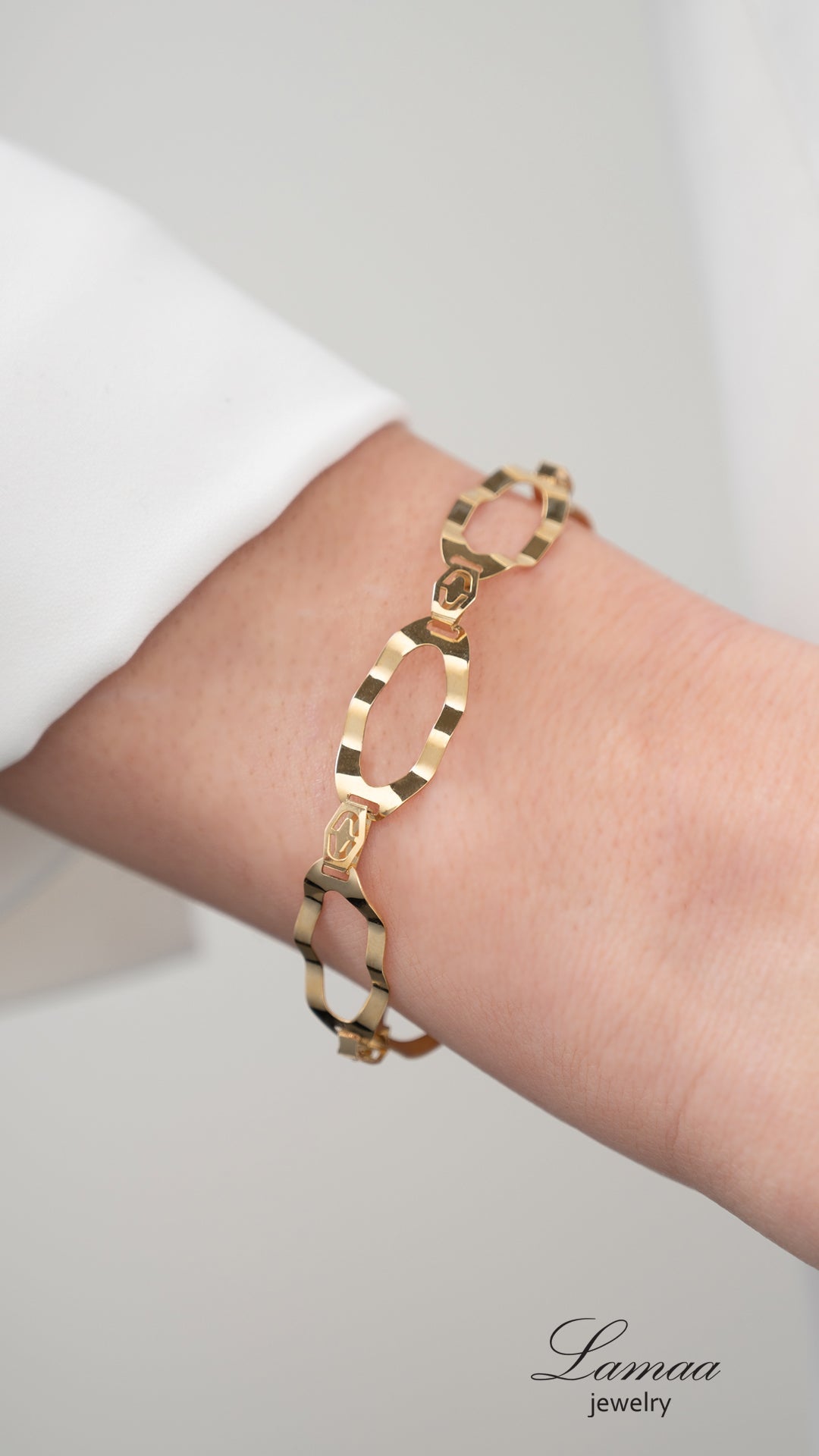 18KT GOLD BRACELET