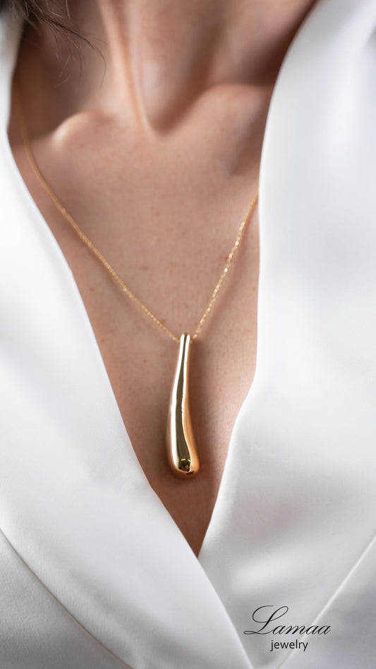 18KT GOLD NECKLACE