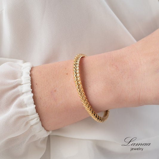 18KT GOLD BANGLE