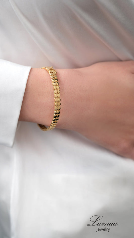 18KT GOLD BANGLE