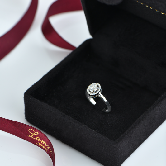 18K WHITE GOLD DIAMOND SOLITAIRE