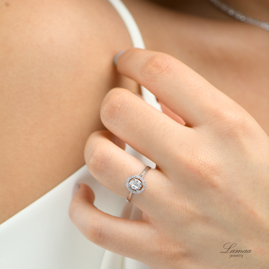 18K WHITE GOLD DIAMOND SOLITAIRE