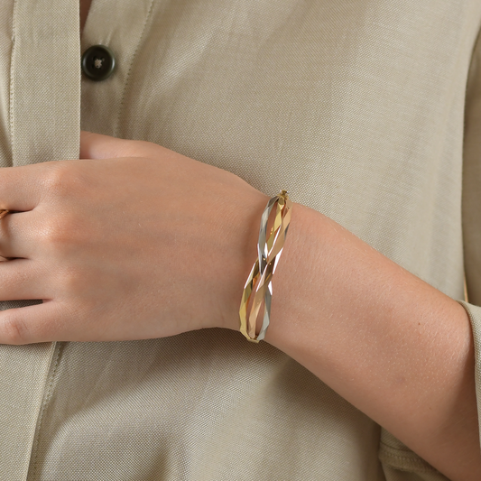18K GOLD BANGLE
