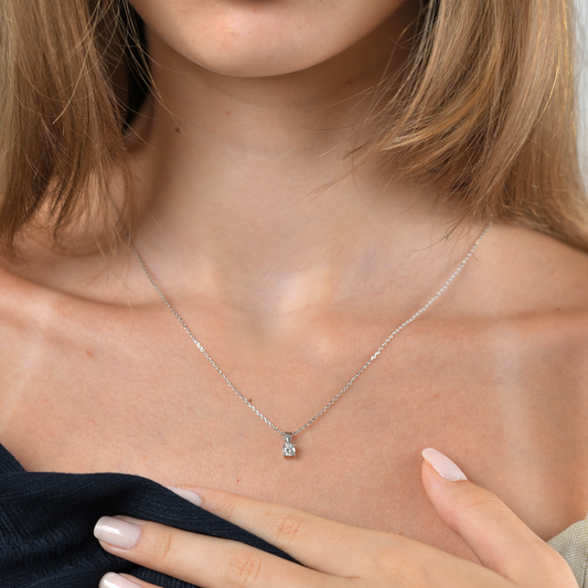 DIAMOND 18KT GOLD NECKLACE