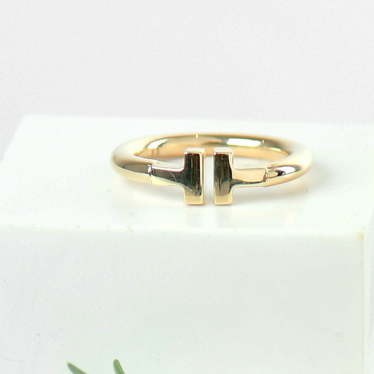18K GOLD RING