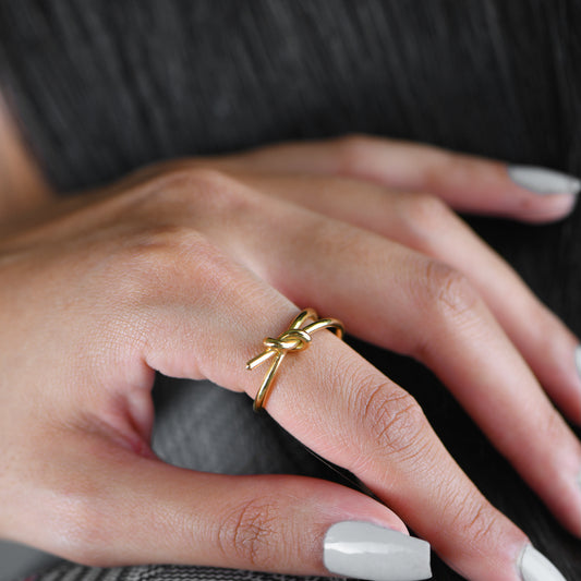 18K GOLD RING