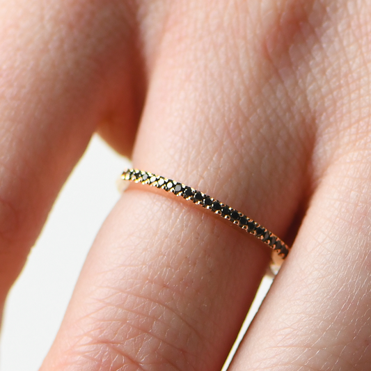 DIAMOND 18K GOLD RING