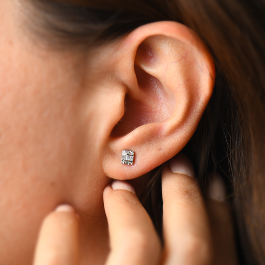 DIAMOND 18K GOLD EARRINGS